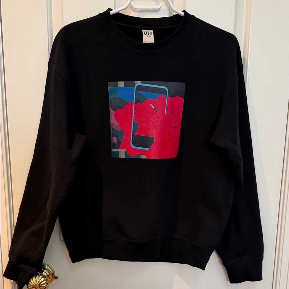 Andy WARHOL x KAWS Uniqlo  XS UNISEX Black w Red Graphic 100% Cotton Sweatshirt